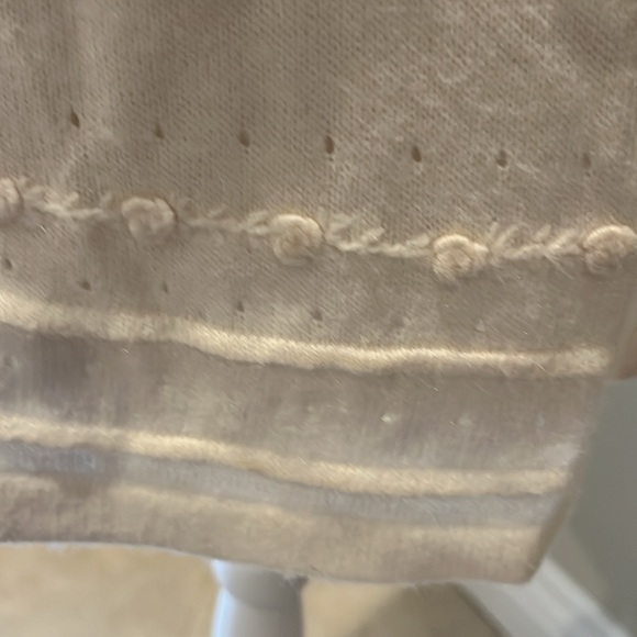 Winter white shell & sweater mock set Sag Harbor Petite M Acrylic lightly worn - Picture 6 of 7